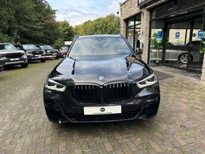 2022 BMW X5 3.0 45E M-SPORT. - Image 4