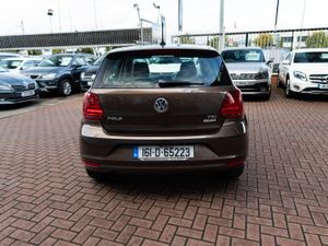 Volkswagen Polo 1.2 COMFORTLINE PLUS 5DR HATCHBACK - Image 4