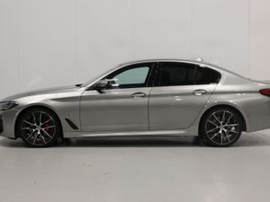 BMW 5-Series 2021 520i MHEV M5 INTERIOR - Image 4
