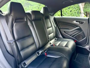 Mercedes-Benz CLA 180 Diesel low km - Image 4