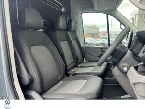 Volkswagen Crafter Highline H35 MWB 177HP A8F Aut - Image 2