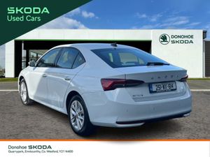 Skoda Octavia Selection 1.5tsi 115HP DSG Mhev - Image 4