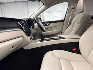 Volvo XC60 D3 MOM  just IN   110 P/W - Image 4