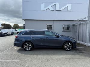 Kia Ceed SW Phev Trailer 5DR Auto - Image 2