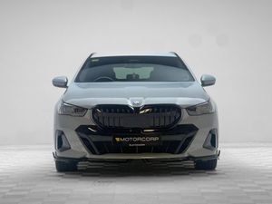 BMW 5-Series 530E M SPORT TOURING - Image 2