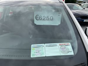 HYUNDAI i30 ESATE 1.4 DIESEL NCT TAXED SPOTLESS - Image 4