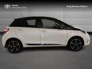 Toyota Yaris HYBRID LUNA SPORT - Image 3