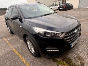 2017 HYUNDAI TUSCON - Image 2
