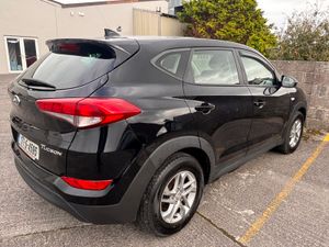 2017 HYUNDAI TUSCON - Image 4