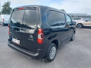 Citroen Berlingo LX 1.5 BLUEHD 75 S&S 650K M 20 - Image 4