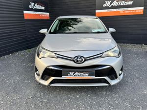 Toyota Avensis 1.6 D AURA 4DR - Image 2