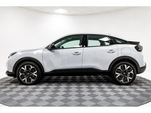 Citroen C4 PLUS Hybrid Auto 145HP - Image 4