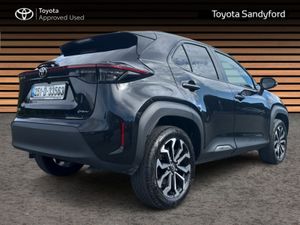 Toyota Yaris Cross LUNA SPORT // REAR CAMERA // SM - Image 2