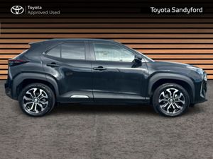 Toyota Yaris Cross LUNA SPORT // REAR CAMERA // SM - Image 3