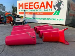 BUILDERS RUBBLE / DEMOLITION CHUTES.......4023.. - Image 2