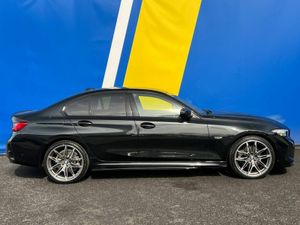 BMW 3-Series 330e X-DRIVE M-SPORT COMPETITION 2.0 - Image 2
