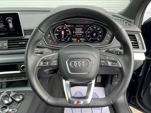 Audi Q5 S-LINE QUATTRO 50 2.0 HYBRID // S-LINE INT - Image 4