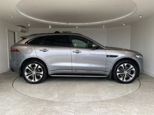 Jaguar F- PACE 2.0 P400e R-dynamic SE 5dr Auto AWD - Image 4