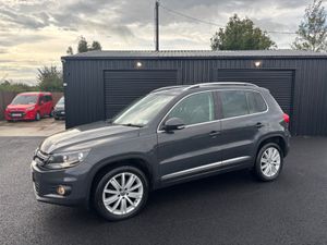 Volkswagen Tiguan 16 Auto R Line 4x4 - Image 3