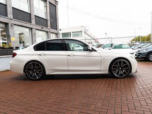 BMW 320D M-SPORT 4DR SALOON AUTOMATIC - Image 2
