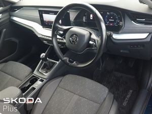 Skoda Octavia  style Model 2.0tdi 115HP - Image 4