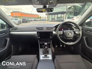 Skoda Superb Superb AMB 2.0tdi 150HP - Image 4
