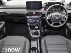 Dacia Sandero Stepway TCe 90 Stepway Comfort - Image 3