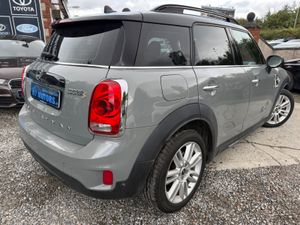 2019 MINI Countryman  1.5 PLUG-IN HYBRID AUTO - Image 4