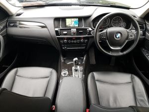 BMW X3 Sdrive18d SE - Image 4