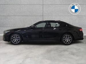 BMW 5-Series 530e M Sport Saloon - Image 4