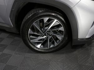 Hyundai Tucson Executive Plus Diesel 1.6l SUV - Image 4