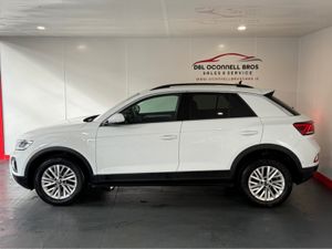 Volkswagen T-Roc 2.0 TDI MANUAL 116HP - Image 4