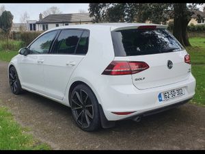 2016 Volkswagen Golf 1.6 tdi highline Beautiful ca - Image 3