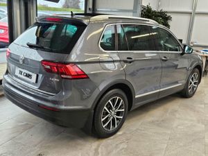 17 VOLKSWAGEN TIGUAN COMFORTLINE PLUS - Image 4