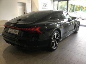 Audi e-tron GT QUATTRO - Image 2