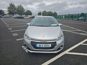 Peugeot 2008 1.2 PETROL, ALLURE MODEL, PAN ROOF, L - Image 2