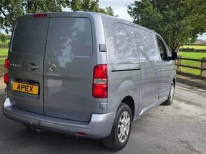 Vauxhall Vivaro L1 Diesel - Image 4