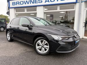 2023 Volkswagen Golf Life 1.0L - Image 3