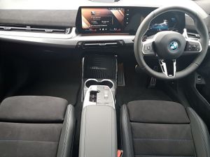 BMW iX2 Edrive20 M Sport - Image 4