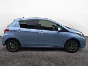 Toyota Vitz 2014 Automatic - Image 4