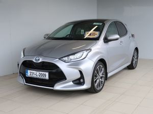 2023 TOYOTA YARIS HYBRID 1.5 PLATINUM 4DR AUTO - Image 2