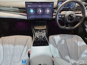 BYD SEAL 82.5kwh Excellence 4WD - 530HP up to 520 - Image 3