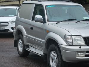 Toyota Land Cruiser , 3.0 Diesel SWB - Image 3