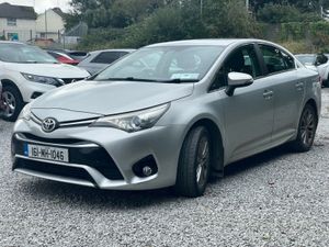 Toyota Avensis 1.6 D-4d Luna Navi Saloon - Image 3