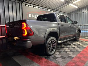 2022 Toyota Hilux Diesel Automatic Invincible - Image 3
