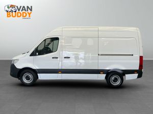 Mercedes-Benz Sprinter 2.0 315 CDI Progressive RWD - Image 2
