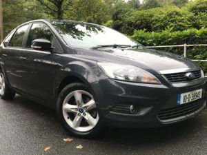 Ford Focus 1.6 TDCI TITANIUM Zetec 1 Owner - Image 3