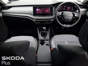 Skoda Octavia  petrol Combi top Spec - Selction P - Image 2