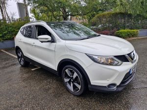 16 Nissan Qashqai SVE High Spec New NCT €8,995** - Image 3