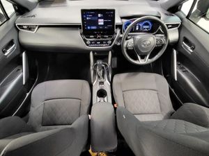 Toyota Corolla Cross 1.8 Hybrid Luna Hatchback Au - Image 4